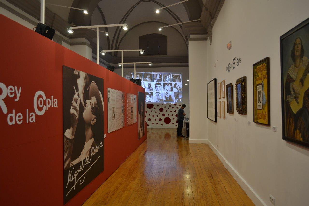 Galería inauguración de la exposición 'Arte y provocación. La Copla como género escénico'